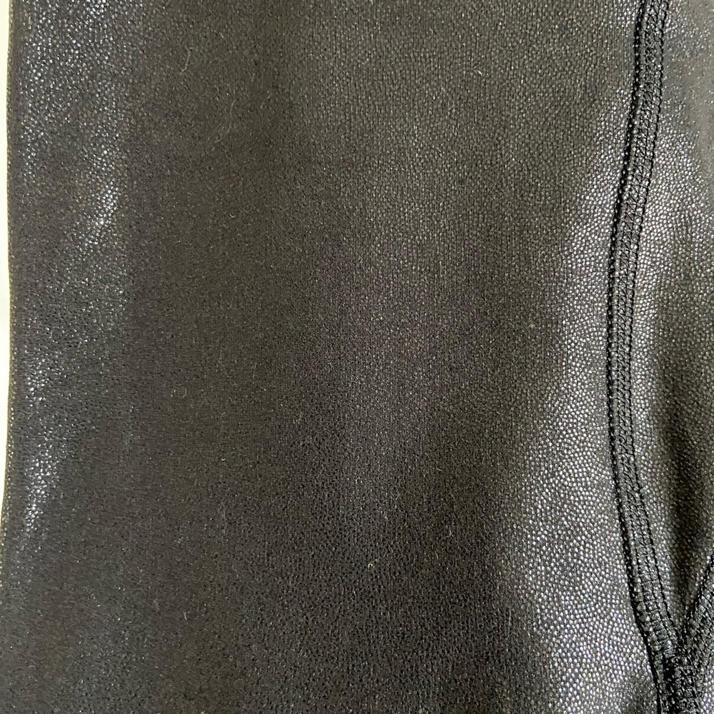 NWOT lululemon Black Leggings - Picture 5 of 5